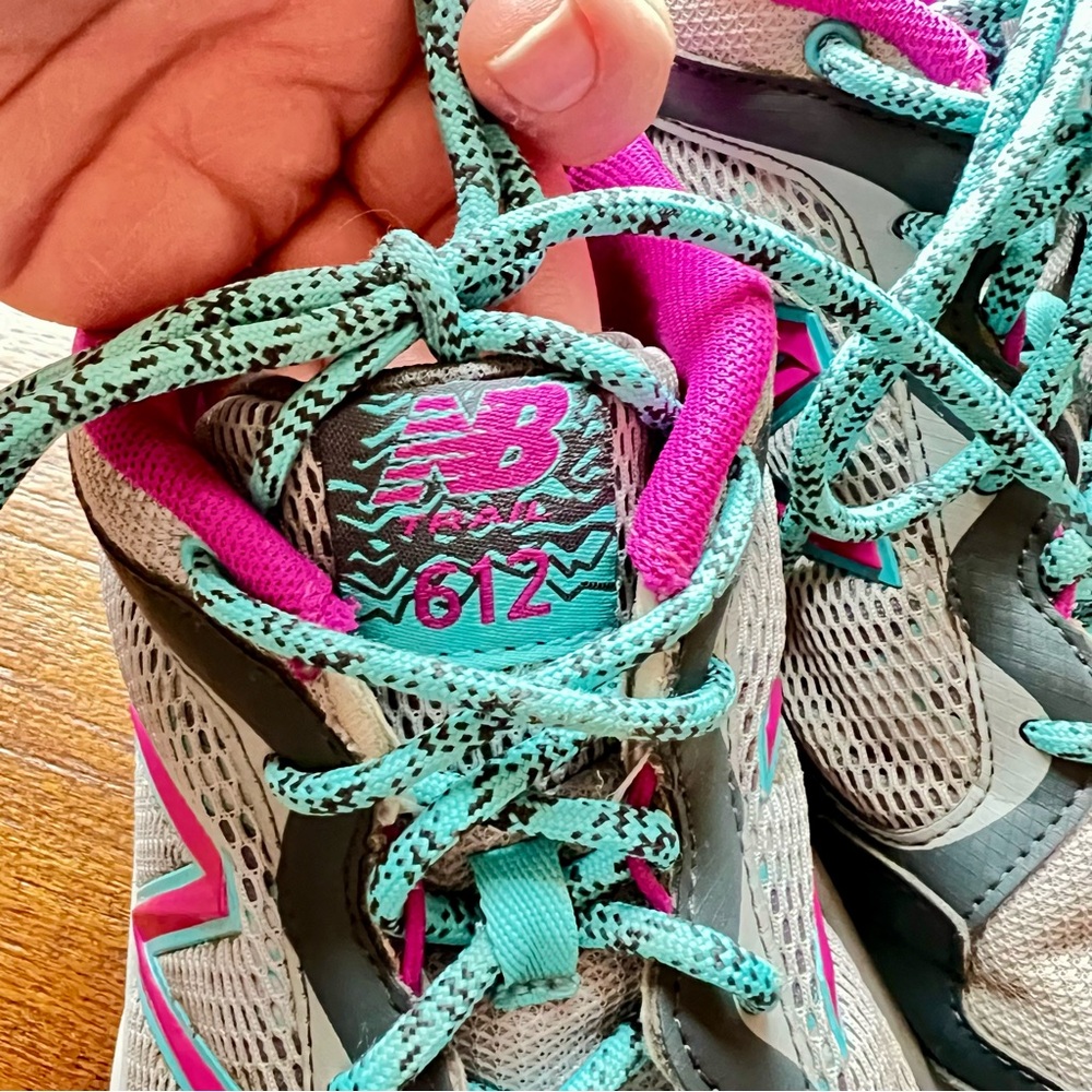 ✨ Closet Refresh - New Balance Trail 612 All Terrain Gray & Pink Hiking Shoes - Picture 9 of 12